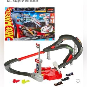 Hot Wheels Racing Formula 1 Sprint Race Circuit Track Set w2 3 diecast cars 1:64